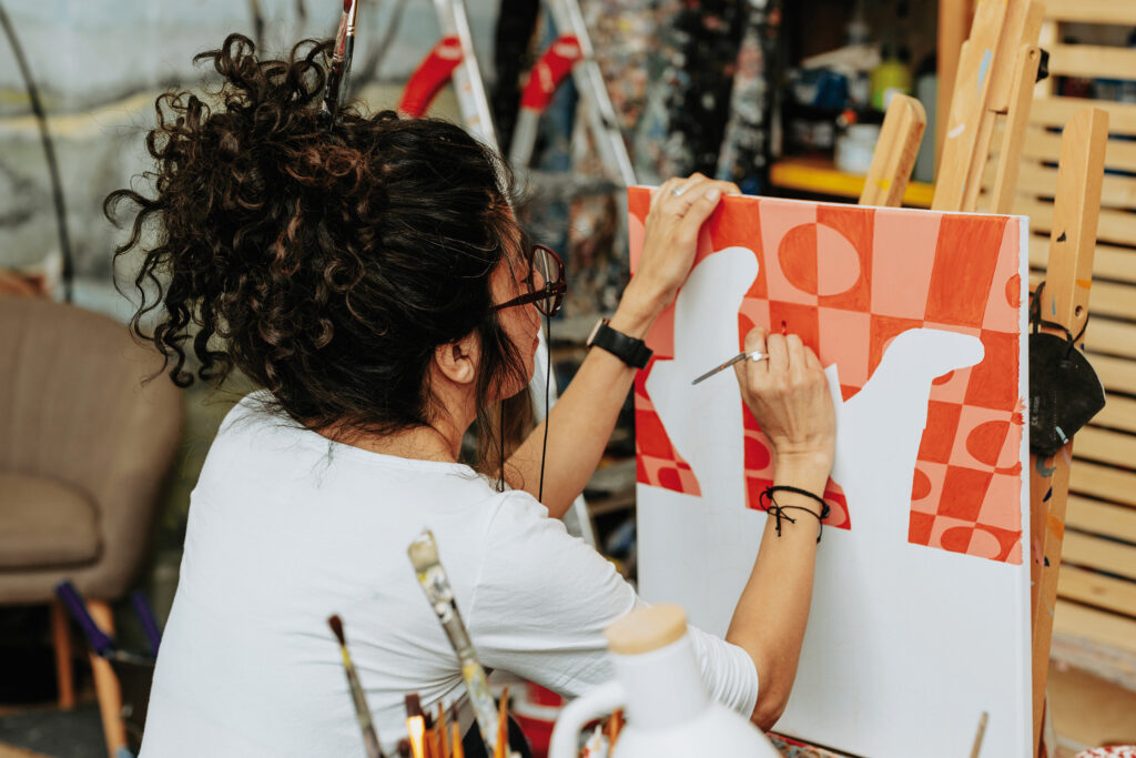 Agostina Suazo im Atelier